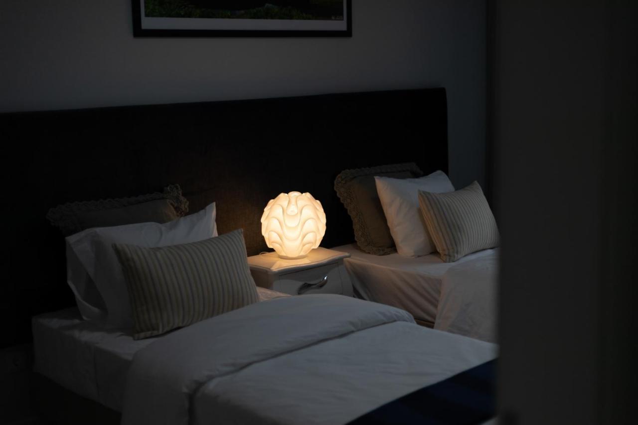 Francisco Terrace Apartment ปอนตาเดลกาดา ภายนอก รูปภาพ